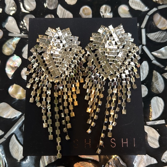 Shashi rhinestone drop earrings - Picture 4 of 5